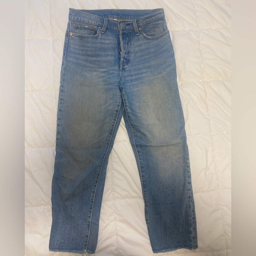 Levi’s wedgies straight size 28